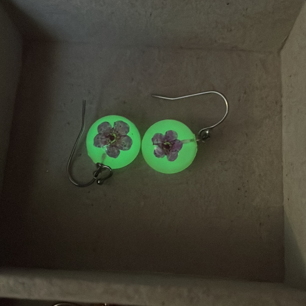 GlowInDark Boutique Purple Flower Earrings